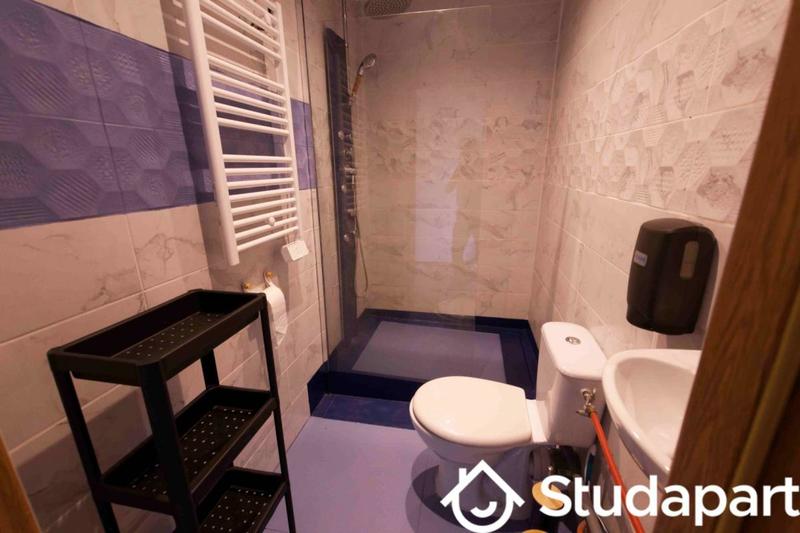 Chambre - 16 m² - 1 pièce