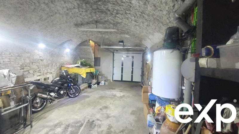 Maison traditionnelle - 84 m² - 4 pièces