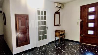 Maison - 216 m² - 10 pièces