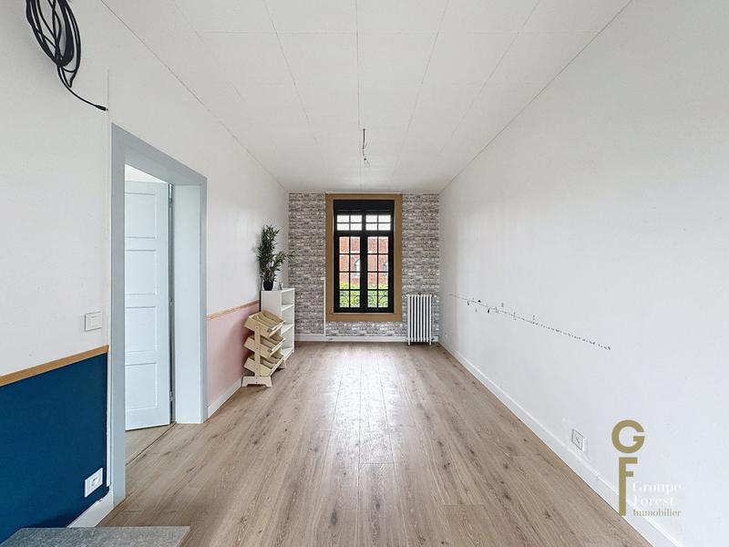 Maison - 180 m² - 5 pièces