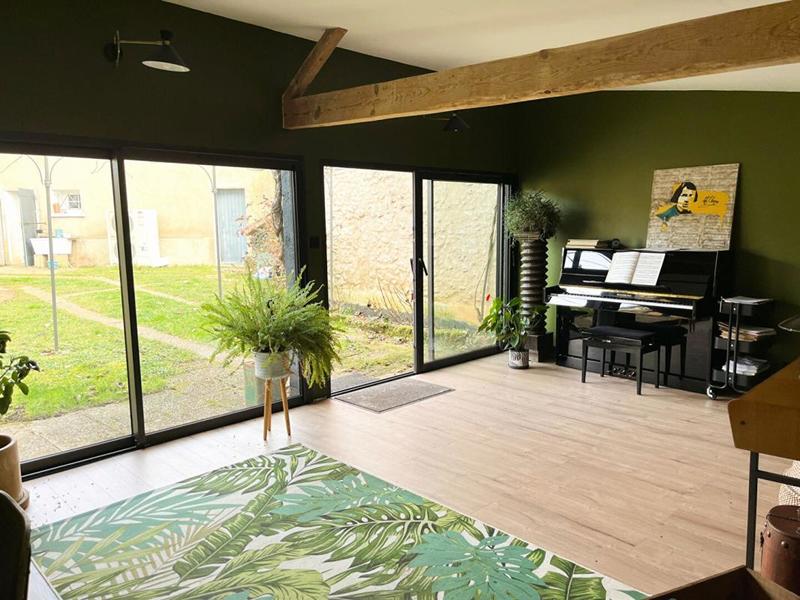 Maison - 180 m² - 7 pièces