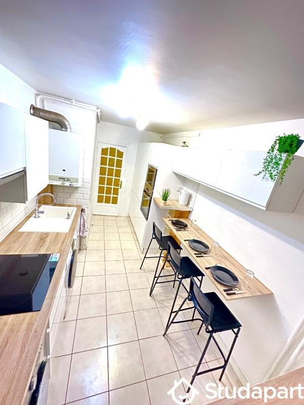 Chambre - 11 m² - 1 pièce