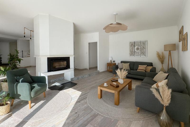 Maison - 190 m² - 8 pièces