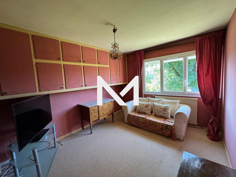 Maison - 162 m² - 8 pièces