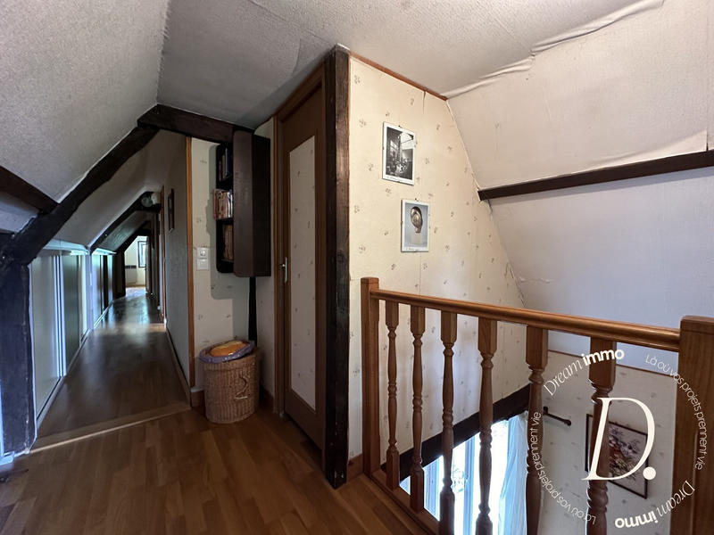 Maison - 143 m² - 5 pièces