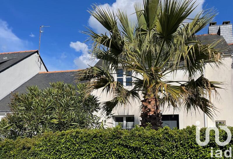 Maison - 95 m² - 5 pièces