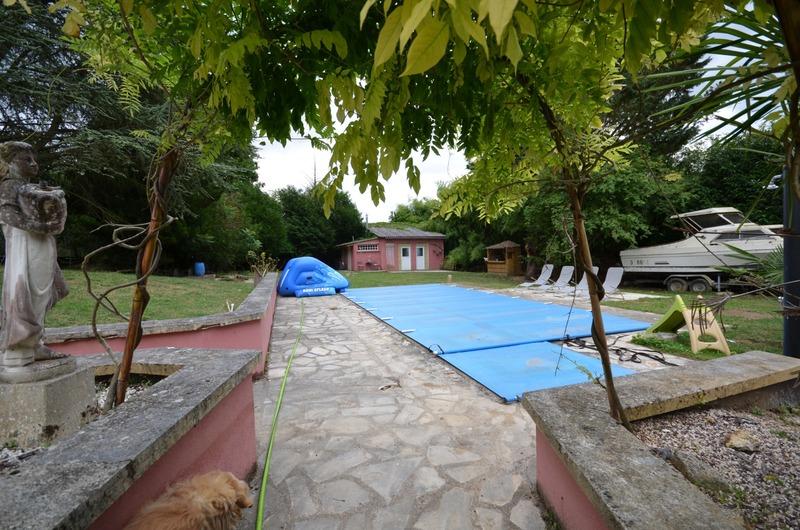 Maison - 248 m² - 6 pièces