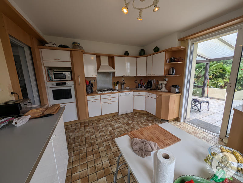 Maison - 196 m² - 6 pièces