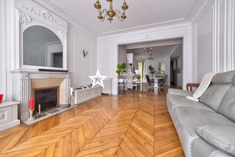 Appartement - 111 m² - 4 pièces