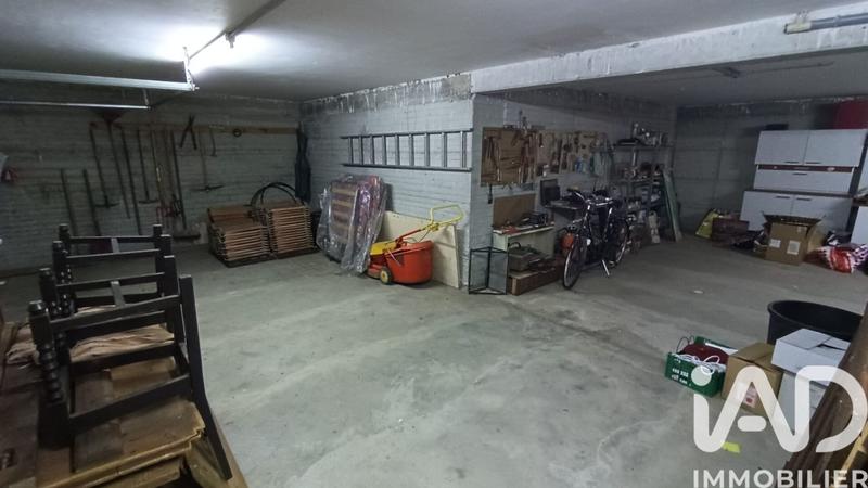 Maison - 231 m² - 7 pièces