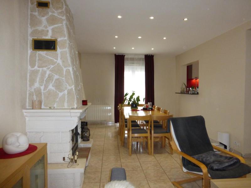 Maison - 140 m² - 6 pièces