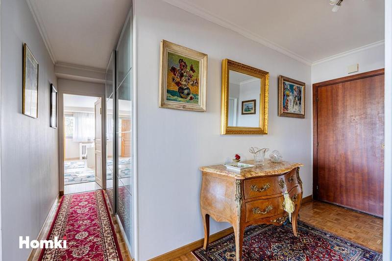 Appartement - 80 m² - 3 pièces