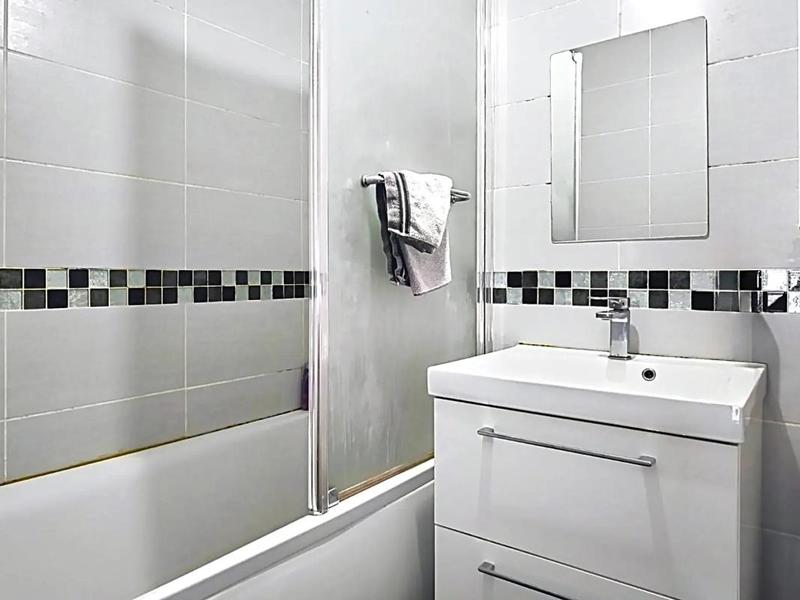 Maison en pierre - 184 m² - 9 pièces