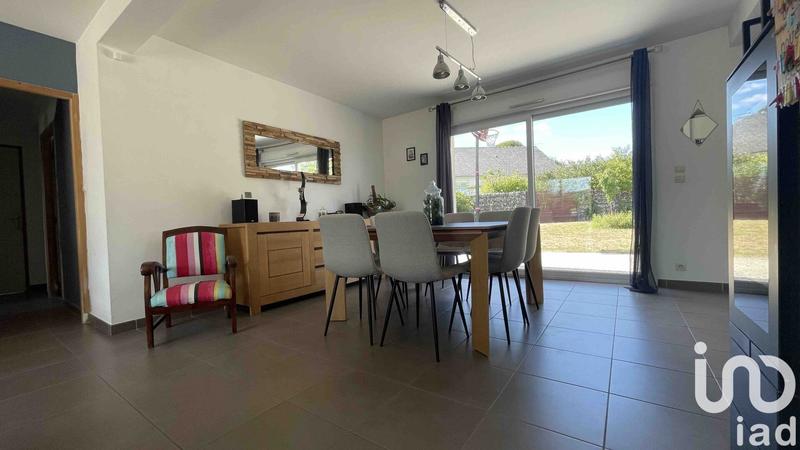 Maison - 182 m² - 8 pièces