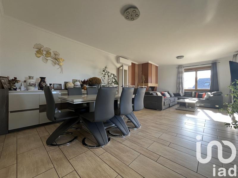 Maison - 180 m² - 7 pièces