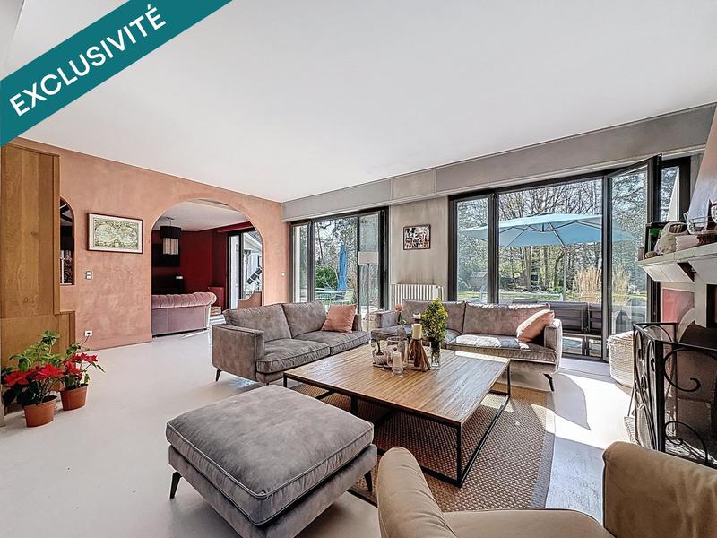 Maison - 320 m² - 9 pièces