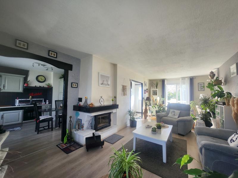 Maison - 135 m² - 6 pièces