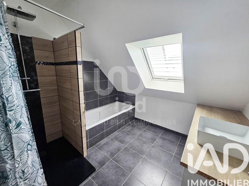 Maison - 83 m² - 4 pièces