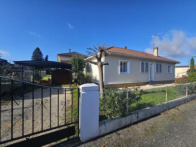 Maison - 86 m² - 4 pièces