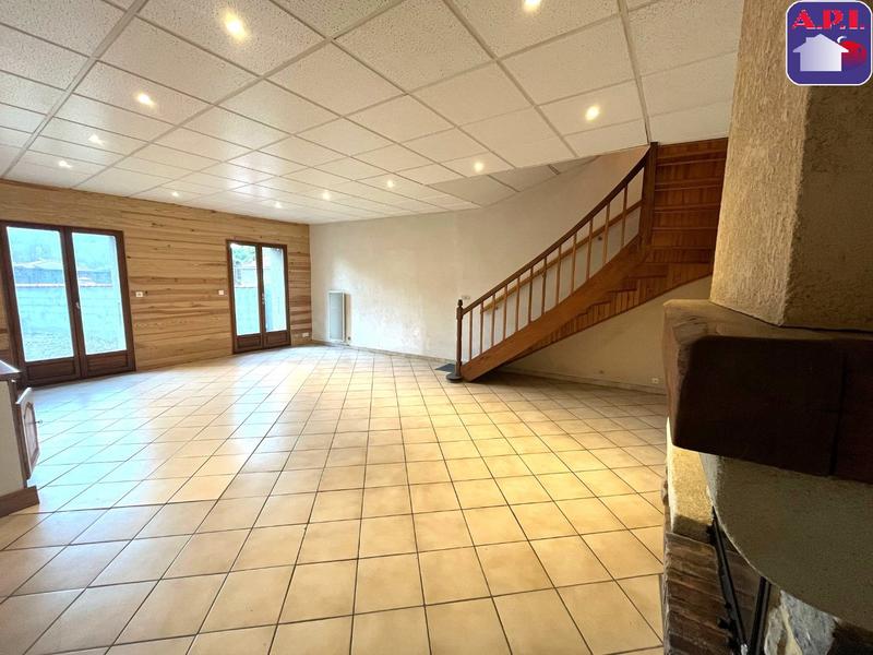 Maison - 160 m² - 5 pièces