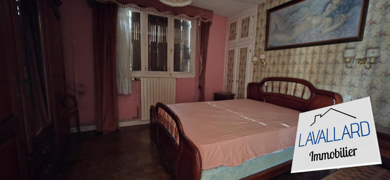 Maison - 90 m² - 3 pièces