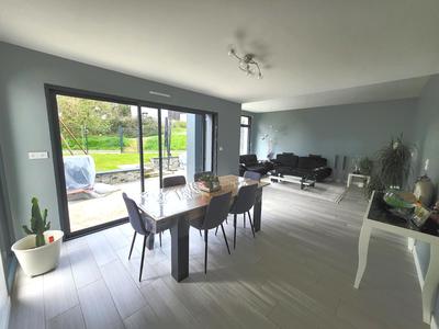 Maison contemporaine - 140 m² - 6 pièces