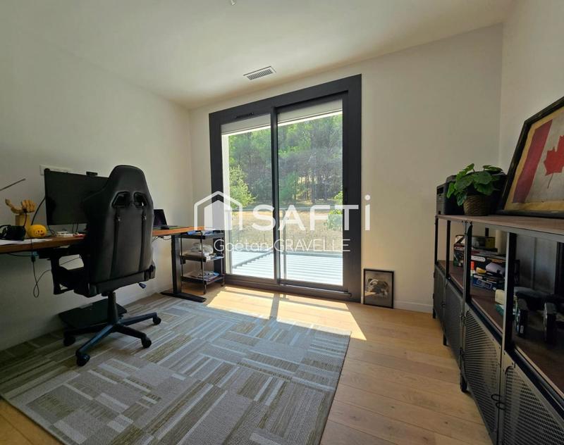 Maison - 192 m² - 5 pièces