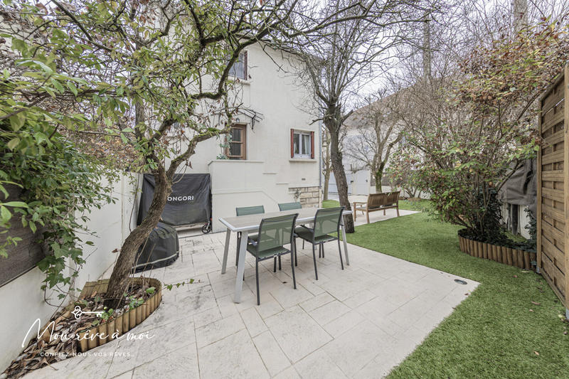 Maison - 89 m² - 5 pièces