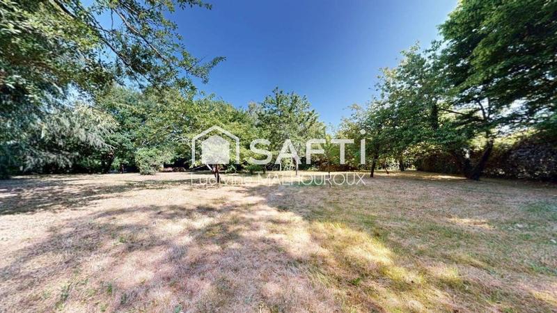 Maison - 137 m² - 6 pièces