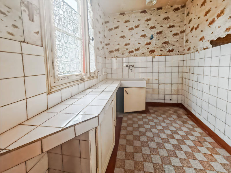 Maison - 94 m² - 5 pièces