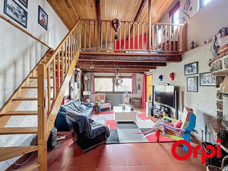 Maison - 198 m² - 8 pièces