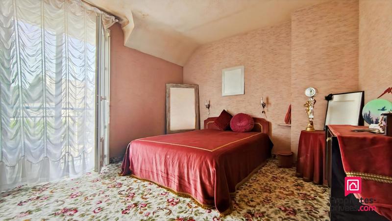 Maison - 93 m² - 5 pièces