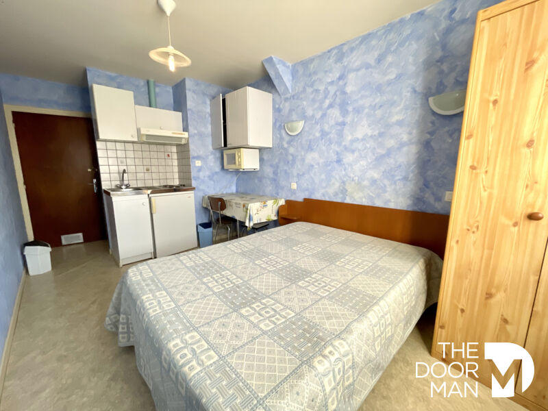 Immeuble - 230 m² - 14 pièces