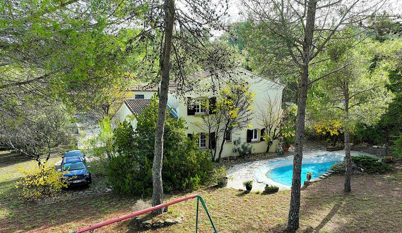 Villa - 165 m² - 6 pièces