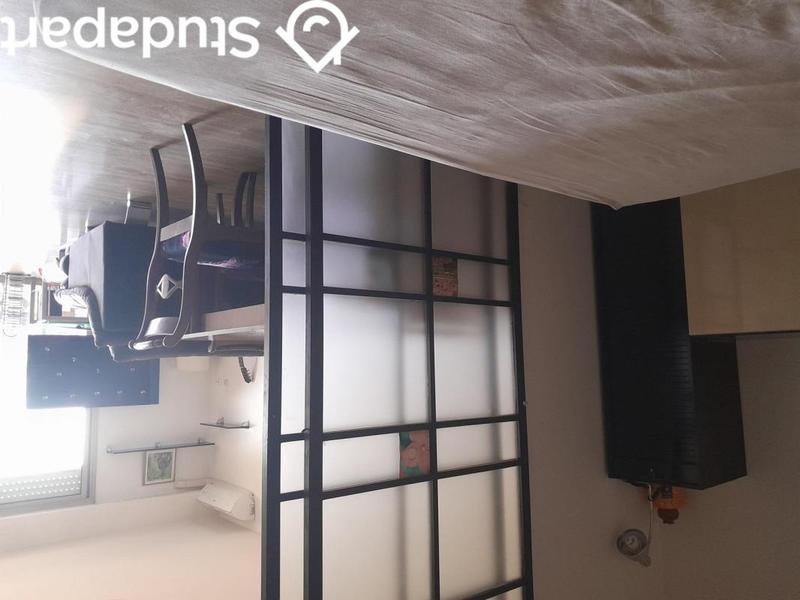 Chambre - 9 m² - 1 pièce