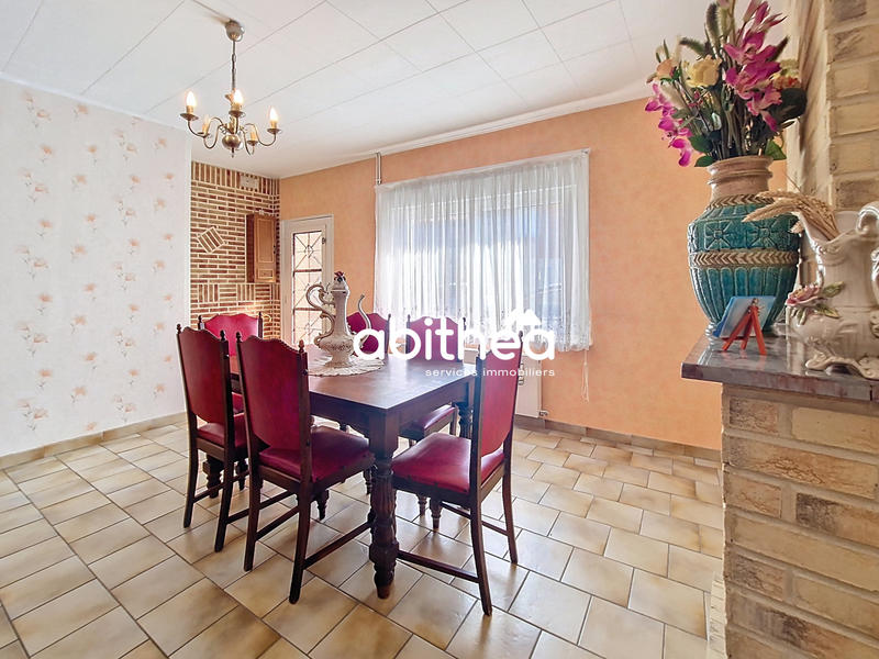 Maison - 96 m² - 4 pièces