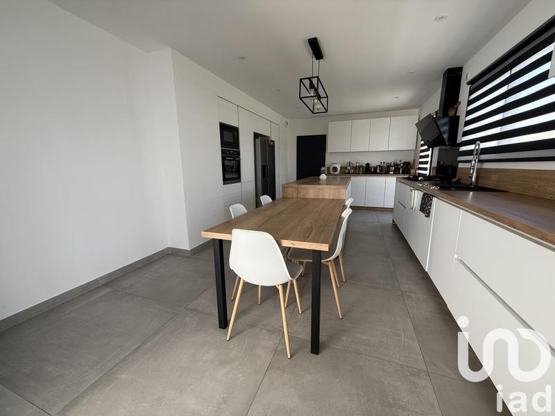 Maison - 160 m² - 6 pièces