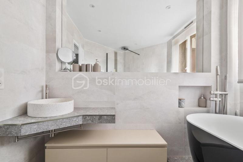 Appartement - 88 m² - 4 pièces