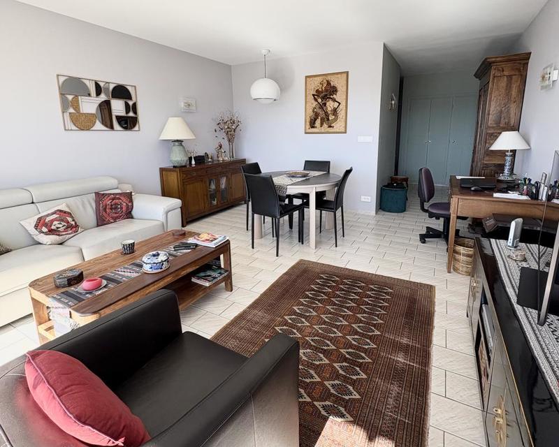 Appartement - 70 m² - 3 pièces