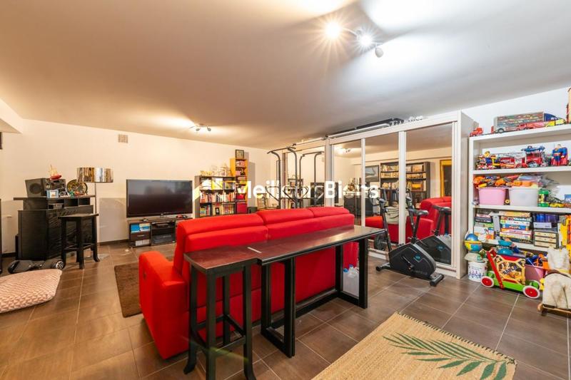 Maison d'architecte - 190 m² - 11 pièces