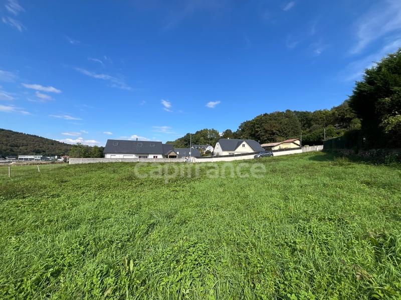 Terrain constructible - 1 198 m²