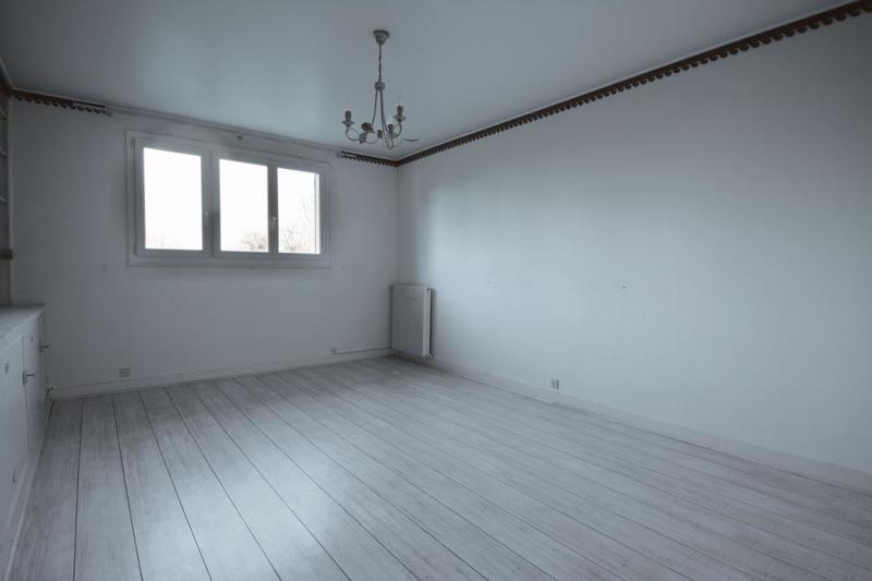 Maison - 233 m² - 5 pièces