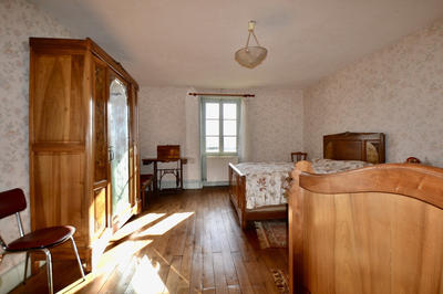 Maison - 161 m² - 7 pièces