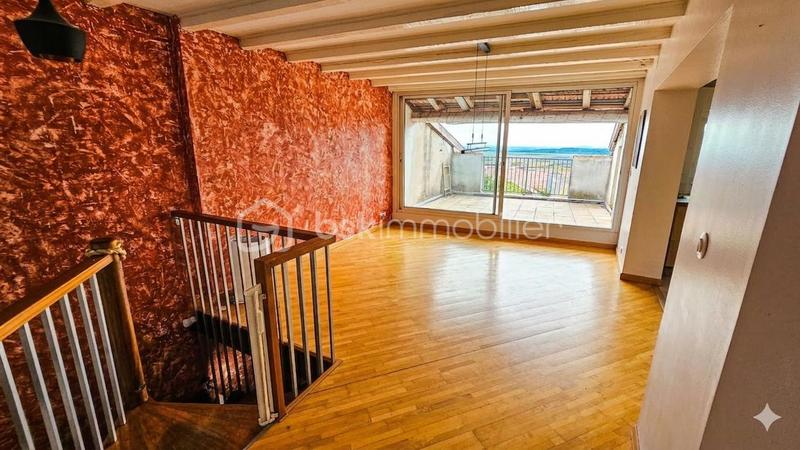 Maison de village - 228 m² - 7 pièces