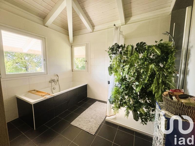 Maison - 140 m² - 4 pièces