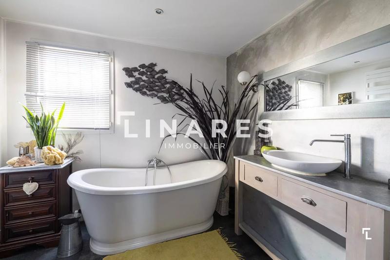 Maison - 142 m² - 4 pièces