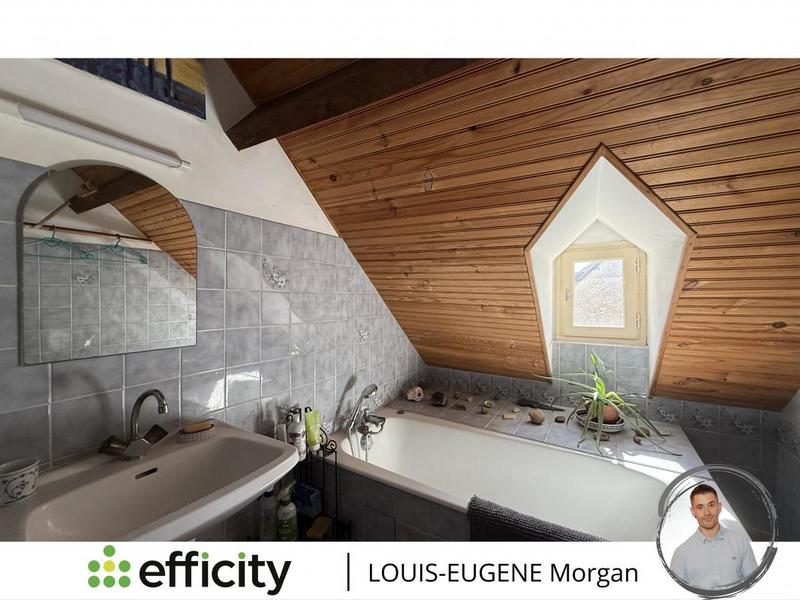 Maison en pierre - 191 m² - 8 pièces