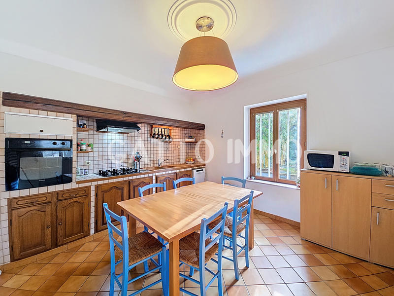 Maison - 160 m² - 5 pièces