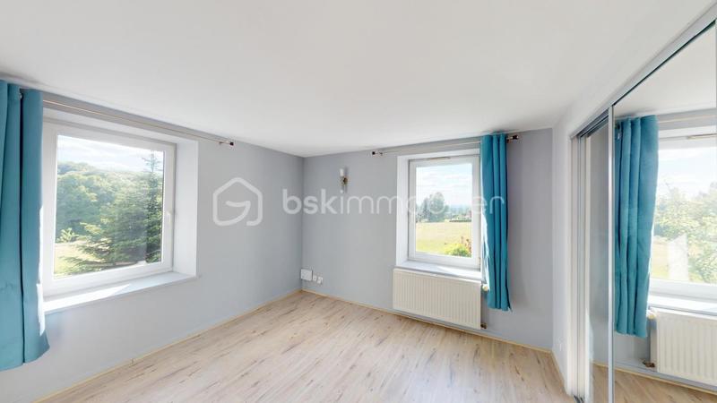 Corps de ferme - 410 m² - 9 pièces