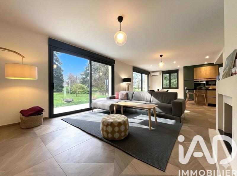 Maison - 160 m² - 7 pièces